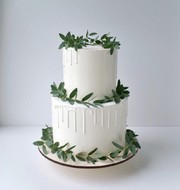 Свадебный торт с веточкой фисташки